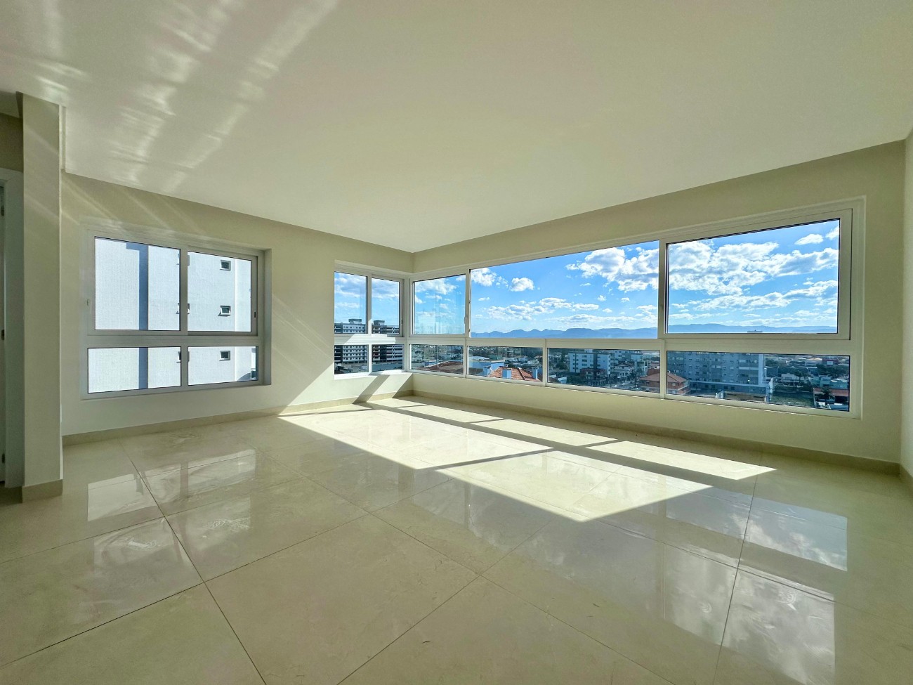 Apartamento 3 dormitórios para venda, Centro em Capão da Canoa | Ref.: 1300