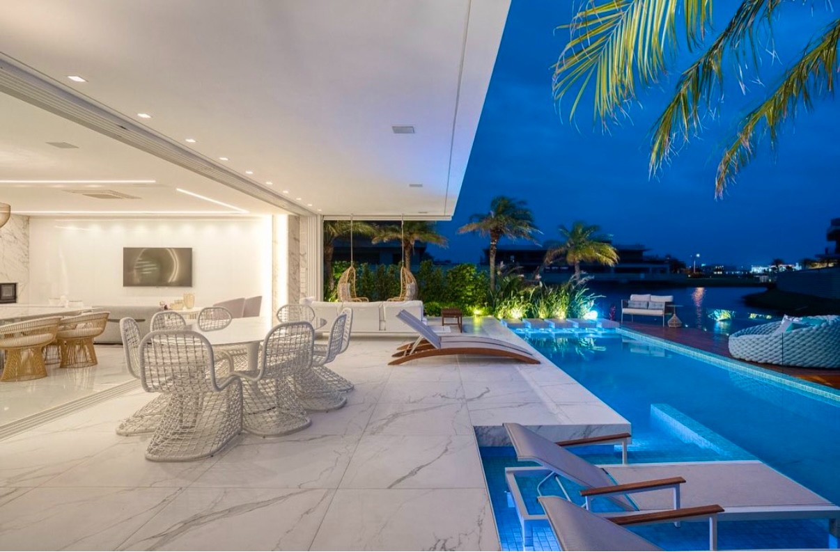 Casa em Condomínio 5 dormitórios para venda, Centro  em Xangri-lá | Ref.: 1332