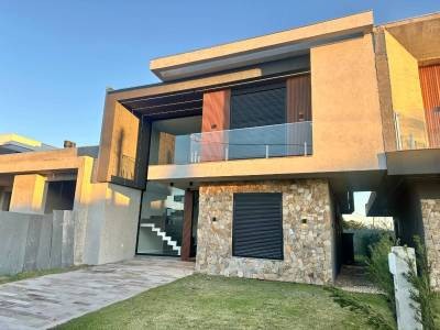 Casa em Condomínio 4 dormitórios para venda, Remanso em Xangri-lá | Ref.: 1580