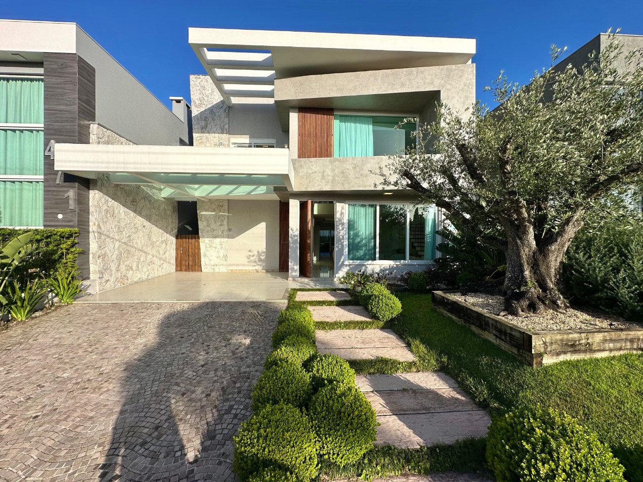 Casa em Condomínio 4 dormitórios para venda, Zona Nova em Capão da Canoa | Ref.: 1691