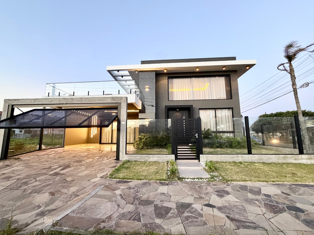 Casa 3 dormitórios para venda, Zona Nova em Capão da Canoa | Ref.: 1751