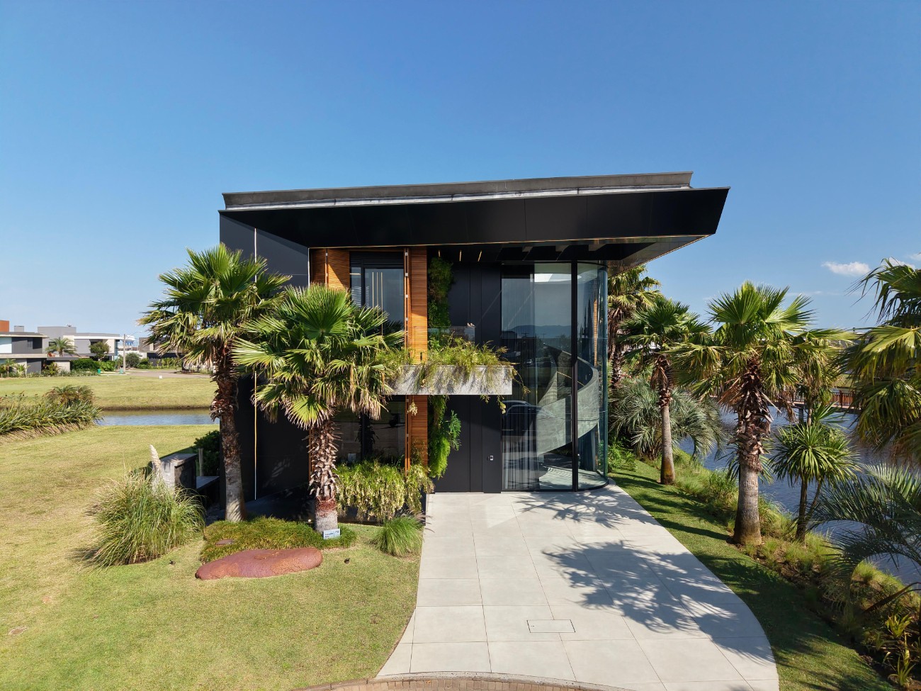 Casa em Condomínio 6 dormitórios para venda, Centro  em Xangri-lá | Ref.: 1815