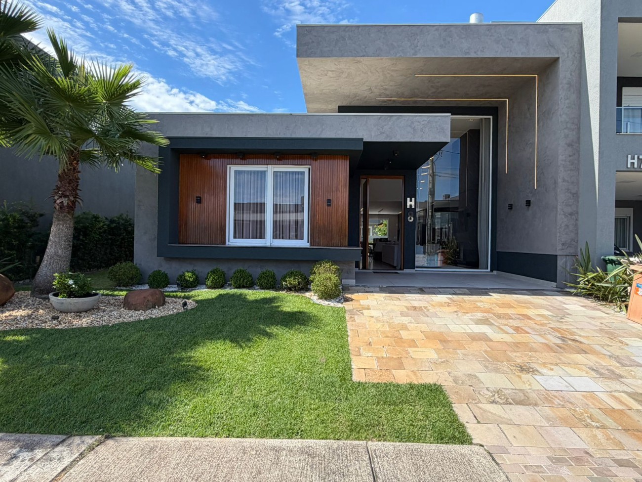 Apartamento 4 dormitórios para venda, Parque Antártica  em Capão da Canoa | Ref.: 2803