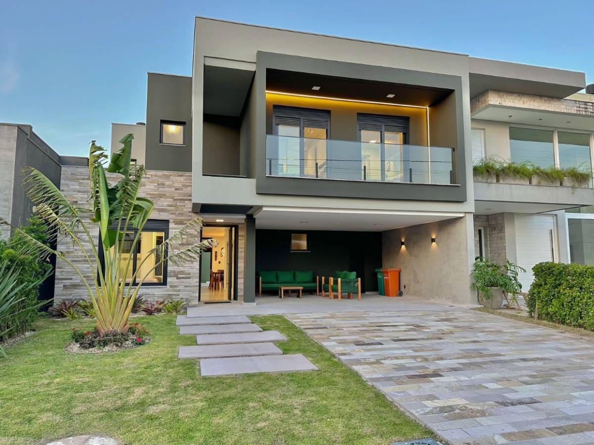 Casa em Condomínio 4 dormitórios para venda, Centro  em Xangri-lá | Ref.: 318